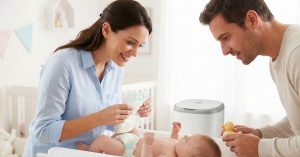 Cacca gialla nei bambini cosa fare