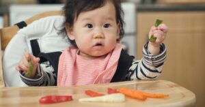 Come iniziare svezzamento bambini