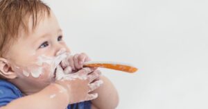 Svezzamento bambini cibo