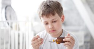 Antibiotico nei bambini: come somministrarlo