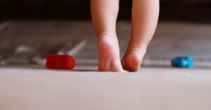 il fenomeno del camminare sulle punte (toe-walking)