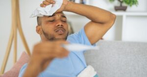 La febbre è tra i primi sintomi della vasculite